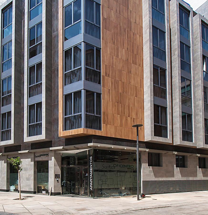 Apartamentos Suites Oficentro Deluxe Малага Екстериор снимка